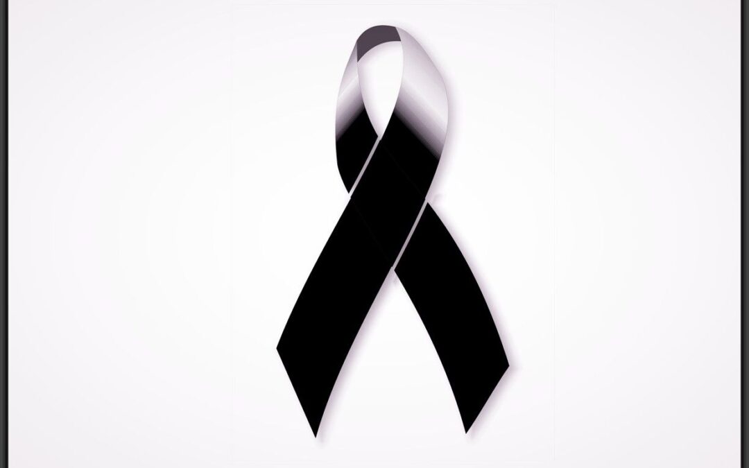Pesar por la muerte de dos compañeros con Covid 19